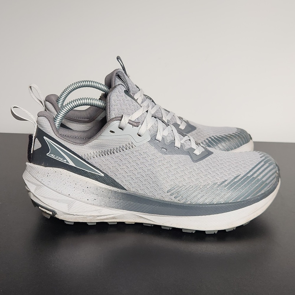 Altra Experience Wild 2 Womens 9.5 Gray Athletic Running Shoes Sneakers